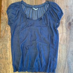 Old Navy top